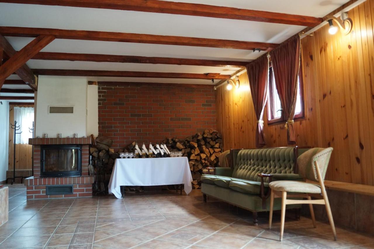 Osrodek Turystyczny Warzenko Hotel Buitenkant foto